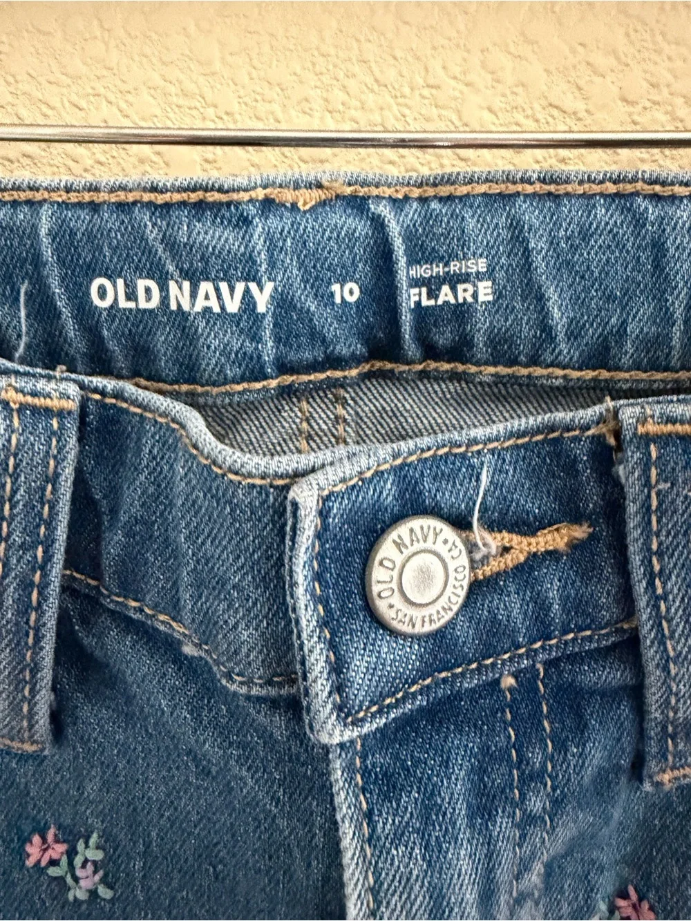Old Navy Blue Wide-Leg Jeans with Multicolor Floral Embroidery